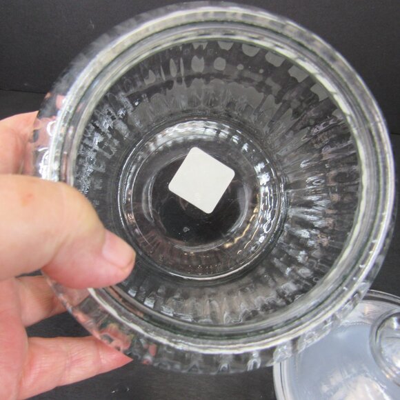 Anchor Hocking Glass Storage Container Ribbed Design 1.6 qt w/Snap Tight Lid - Picture 5 of 7